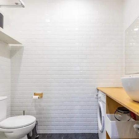 アパート Charming In Graca Ii *